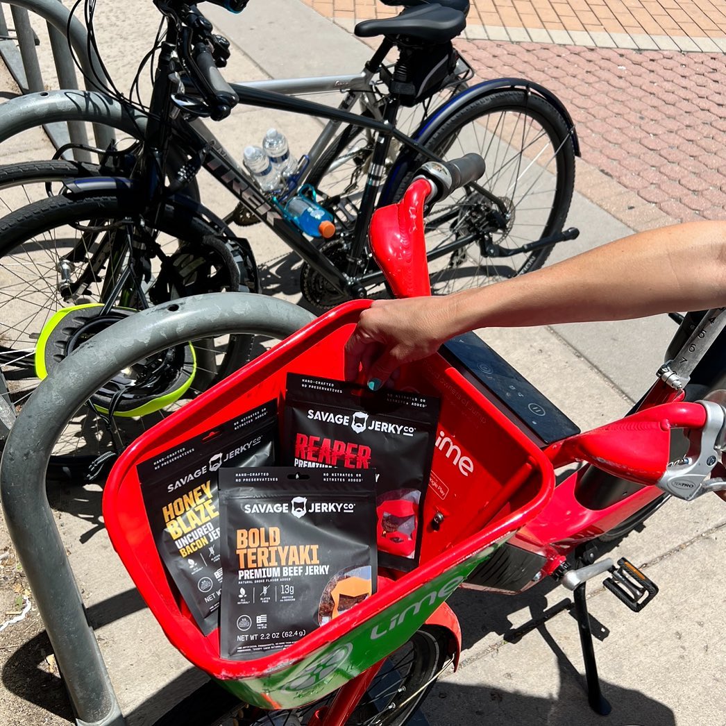 6 Protein Snacks On The Go: Our No-Excuse List For Busy Eaters